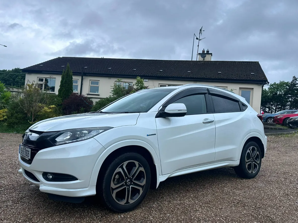 Honda Vezel 2016 1.5 Hybrid  76000 KM - Image 4