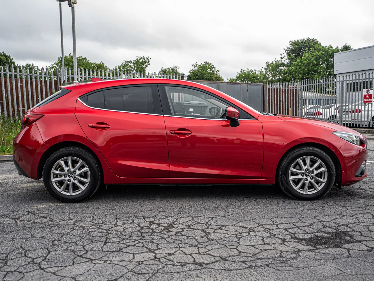 Mazda Mazda3 2015 - Image 3