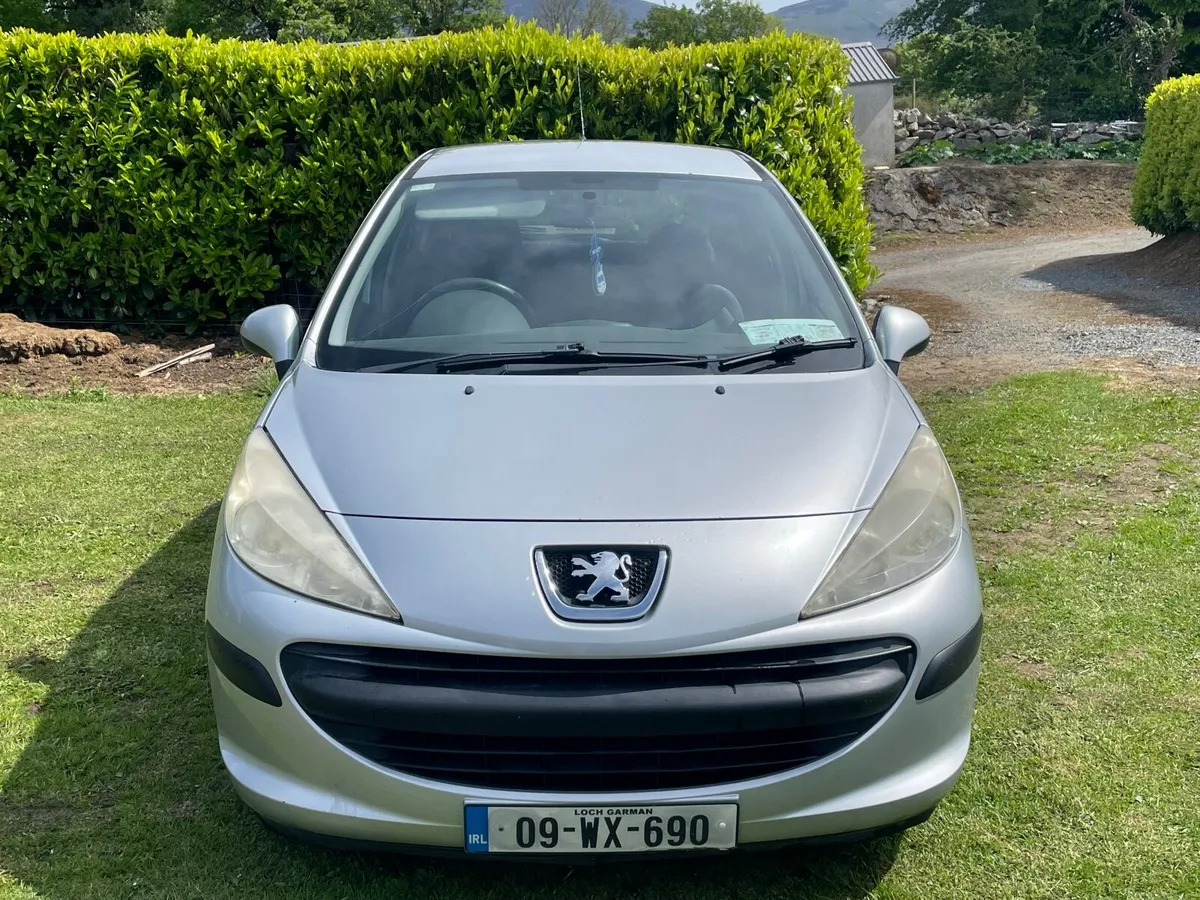 Peugeot 207 2009 - Image 2
