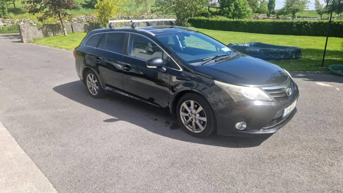 2013 Toyota Avensis Estate - Image 2