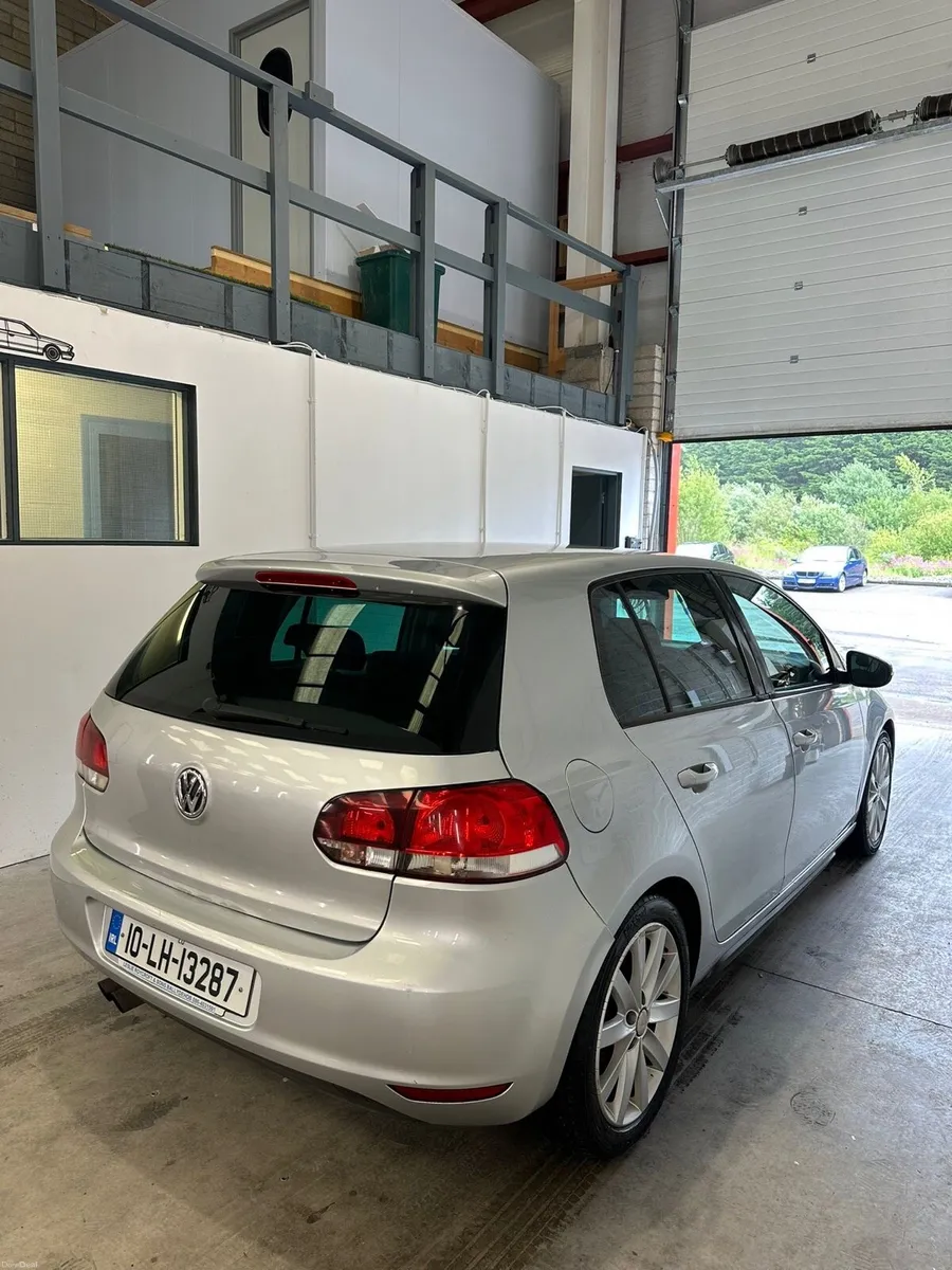 2010 Volkswagen Golf GT 2.0L TDI (140 hp) - Image 4