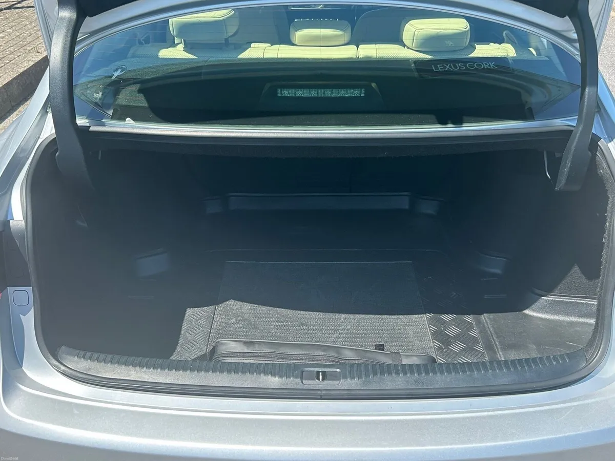 IS300H Executive. Irish Car with Full History. - Image 4