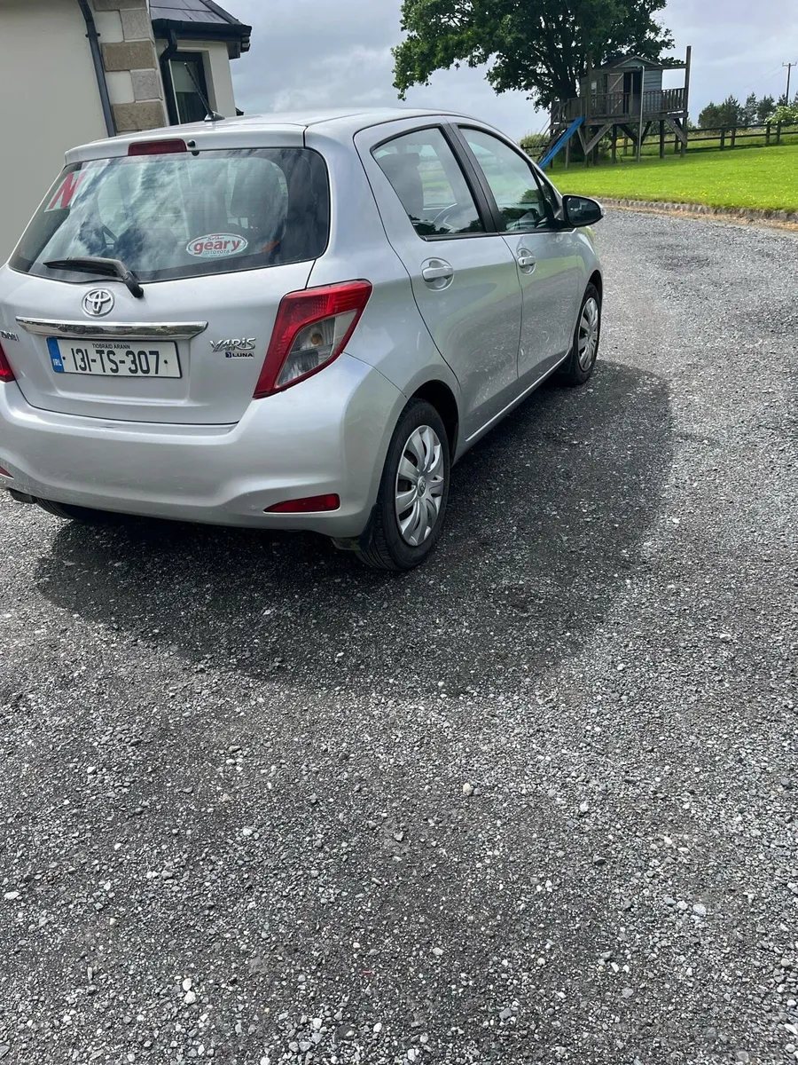 Toyota Yaris 2013 - Image 3