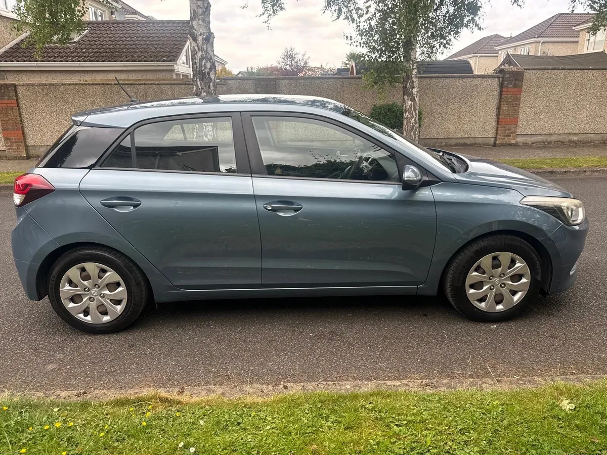 2016 Hyundai i20 Classic - Image 3