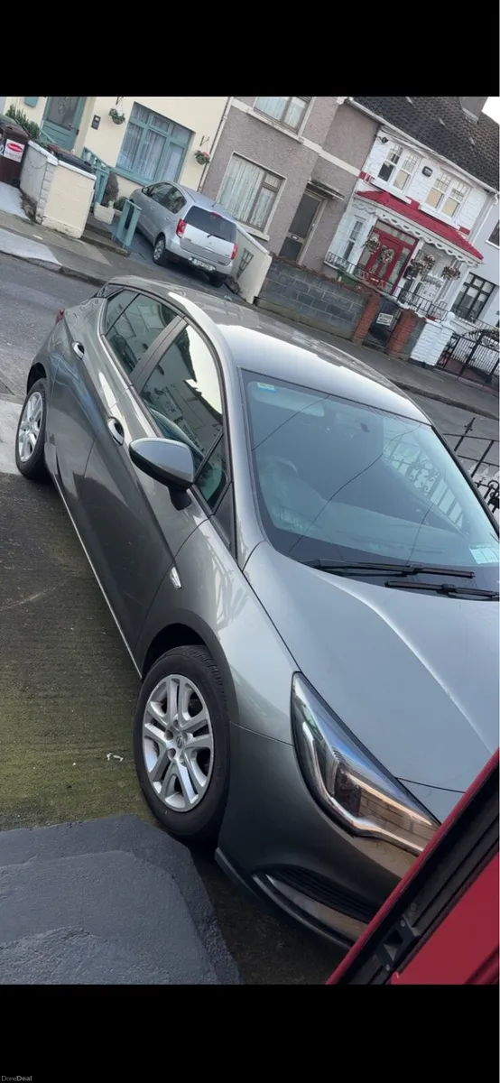 Opel Astra - Image 2