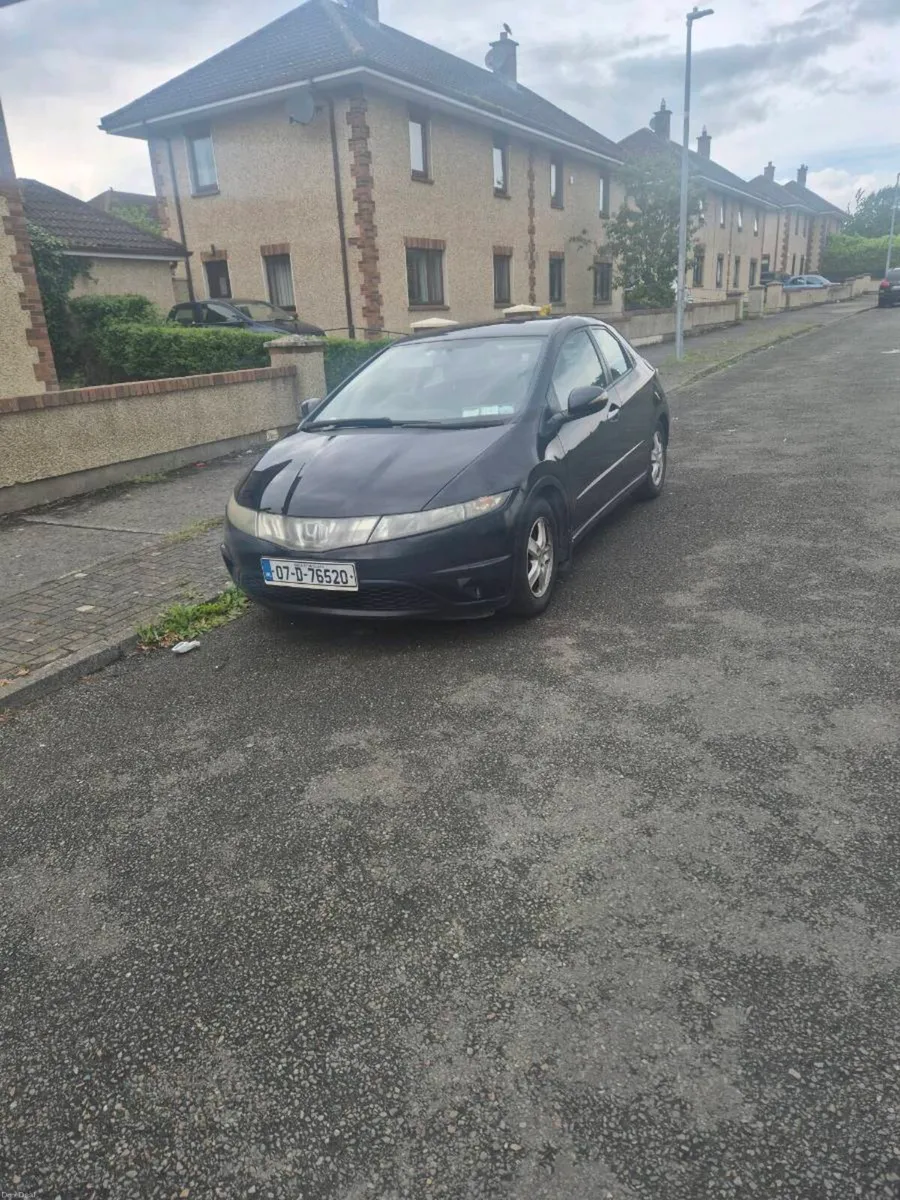 Honda civic - Image 4