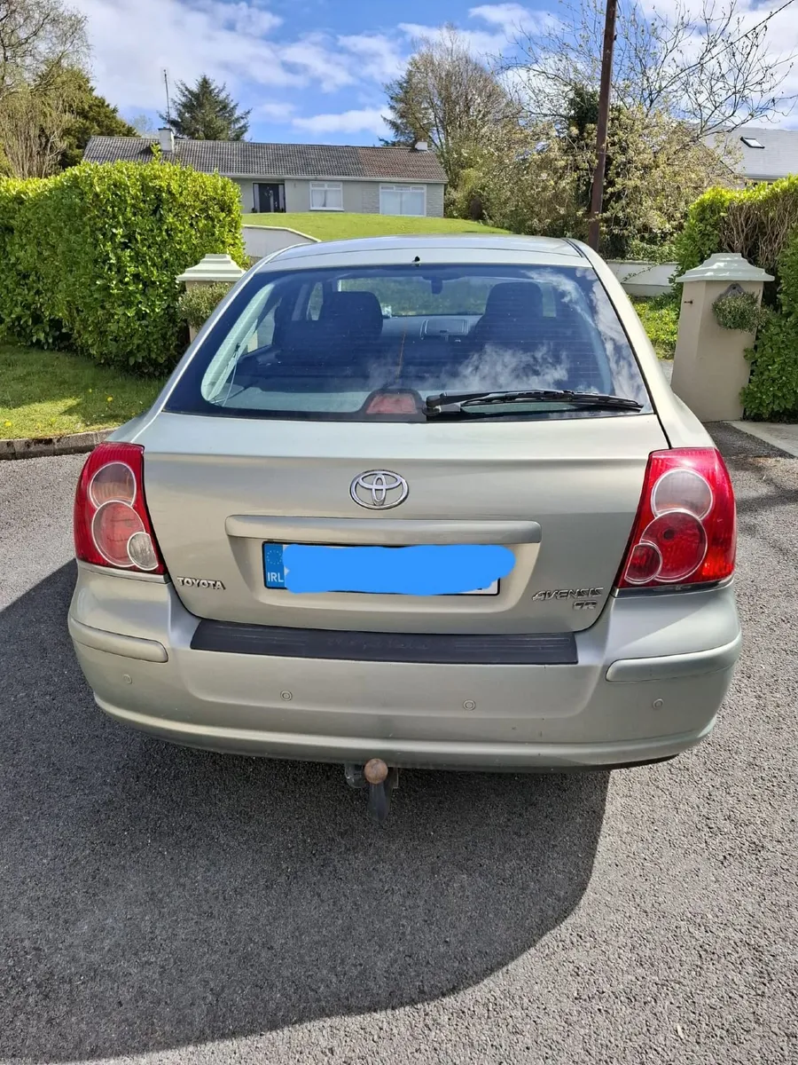 Toyota Avensis 2007 - Image 2