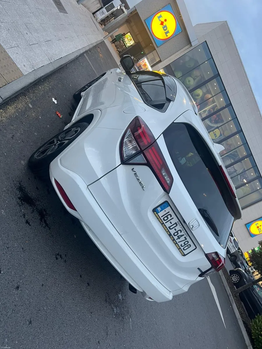 Honda Vezel 2016 - Image 4