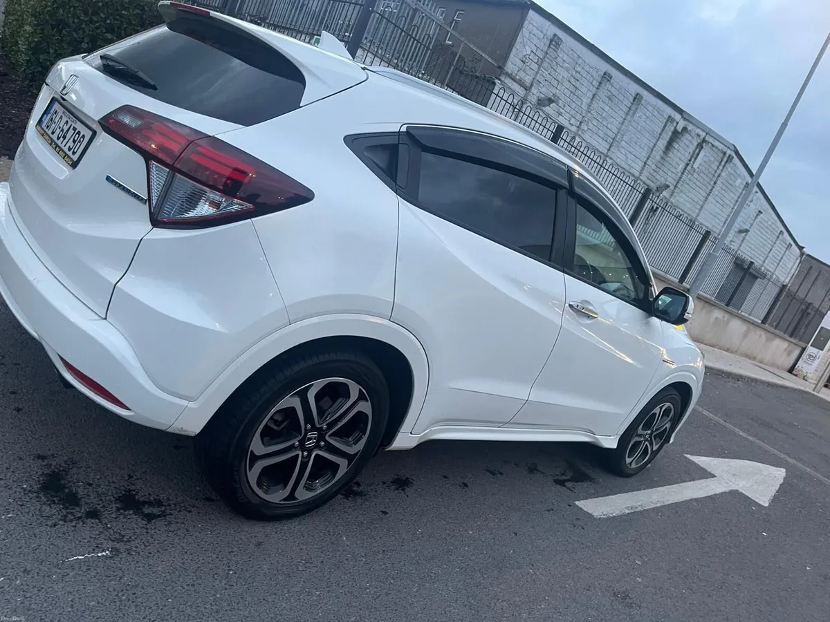 Honda Vezel 2016 - Image 1