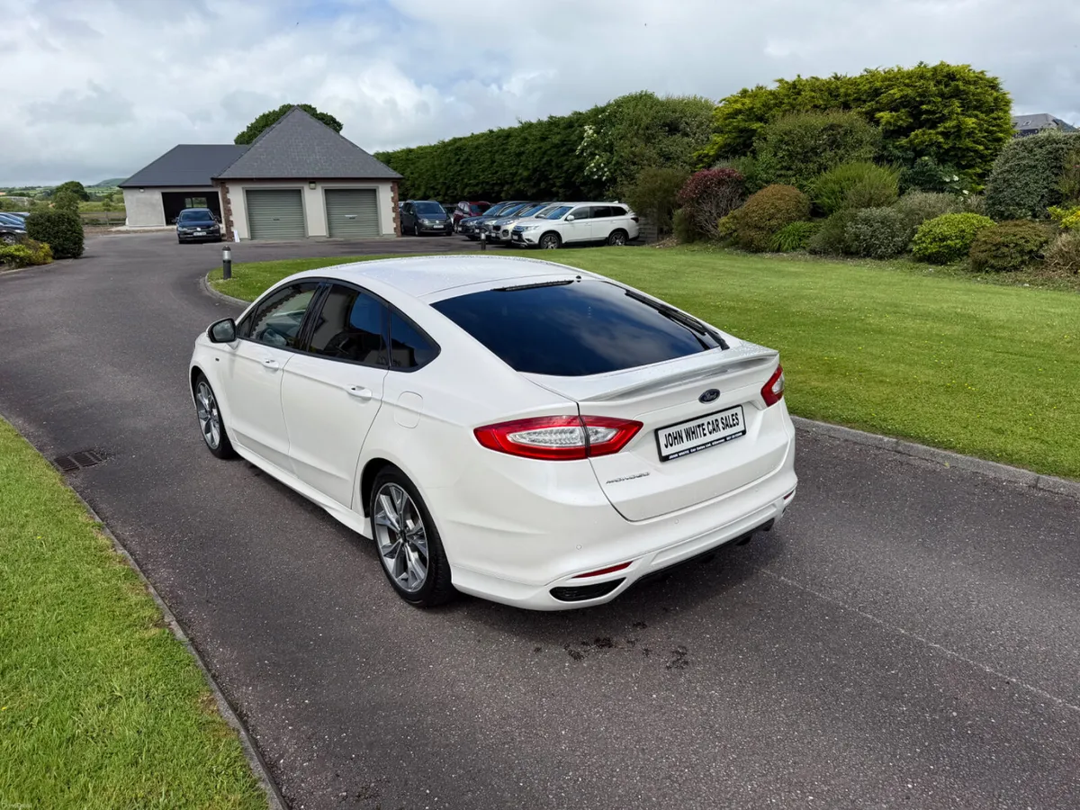 Ford Mondeo  2.0 150 BHP ST Line - Image 3