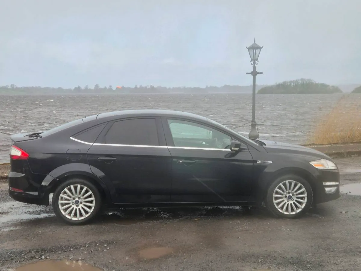 Car - Image 5