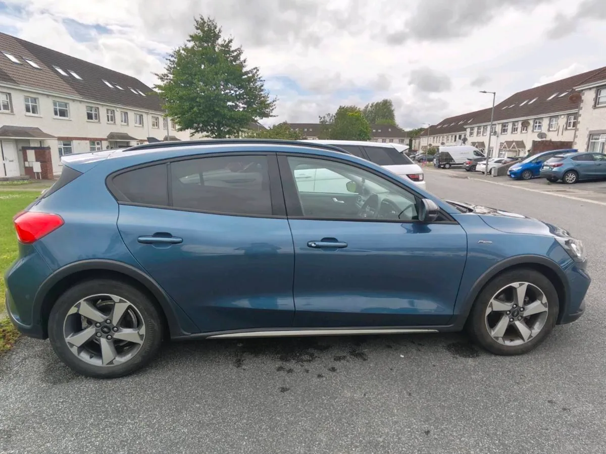 Ford Focus 2020 - Image 2