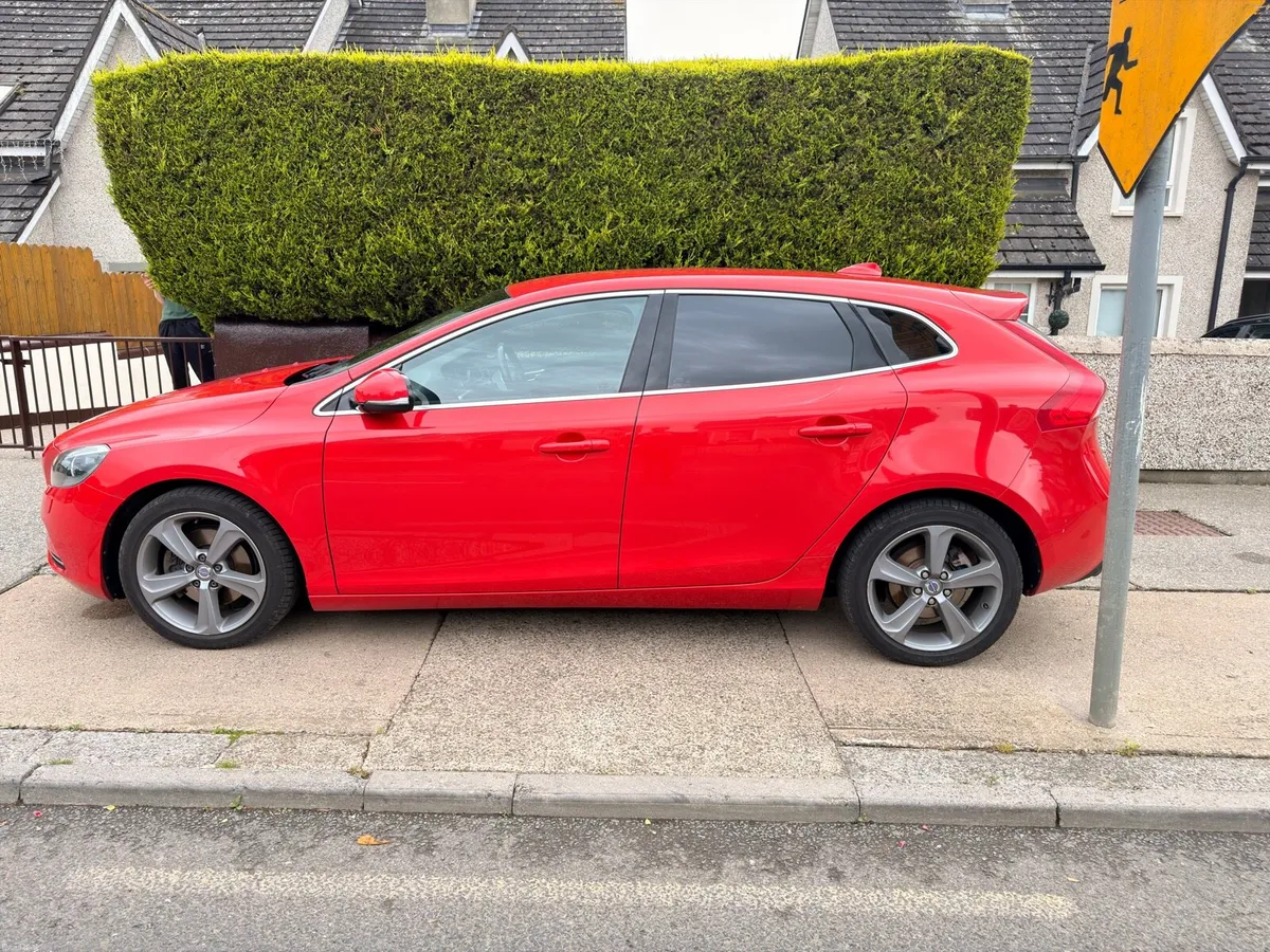 2014 Volvo V40 T4 - Image 3