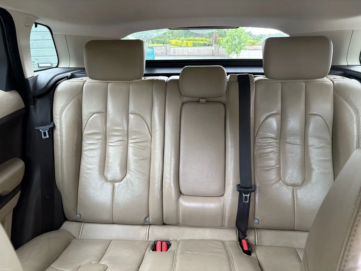 Range Rover - Image 6