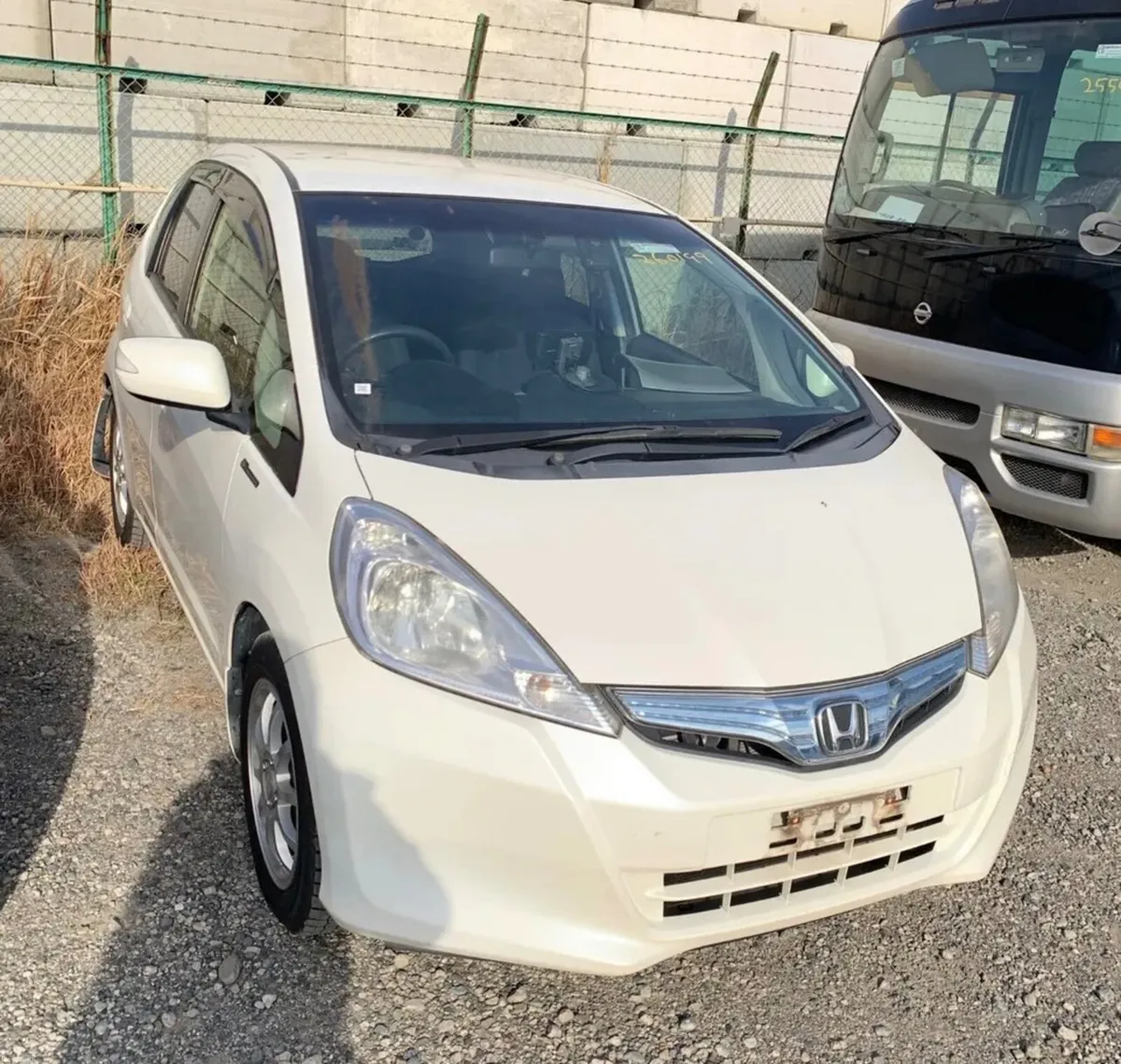 2012 Honda Fit (JAZZ) 1.3 Hybrid Auto  LOW KMS - Image 1