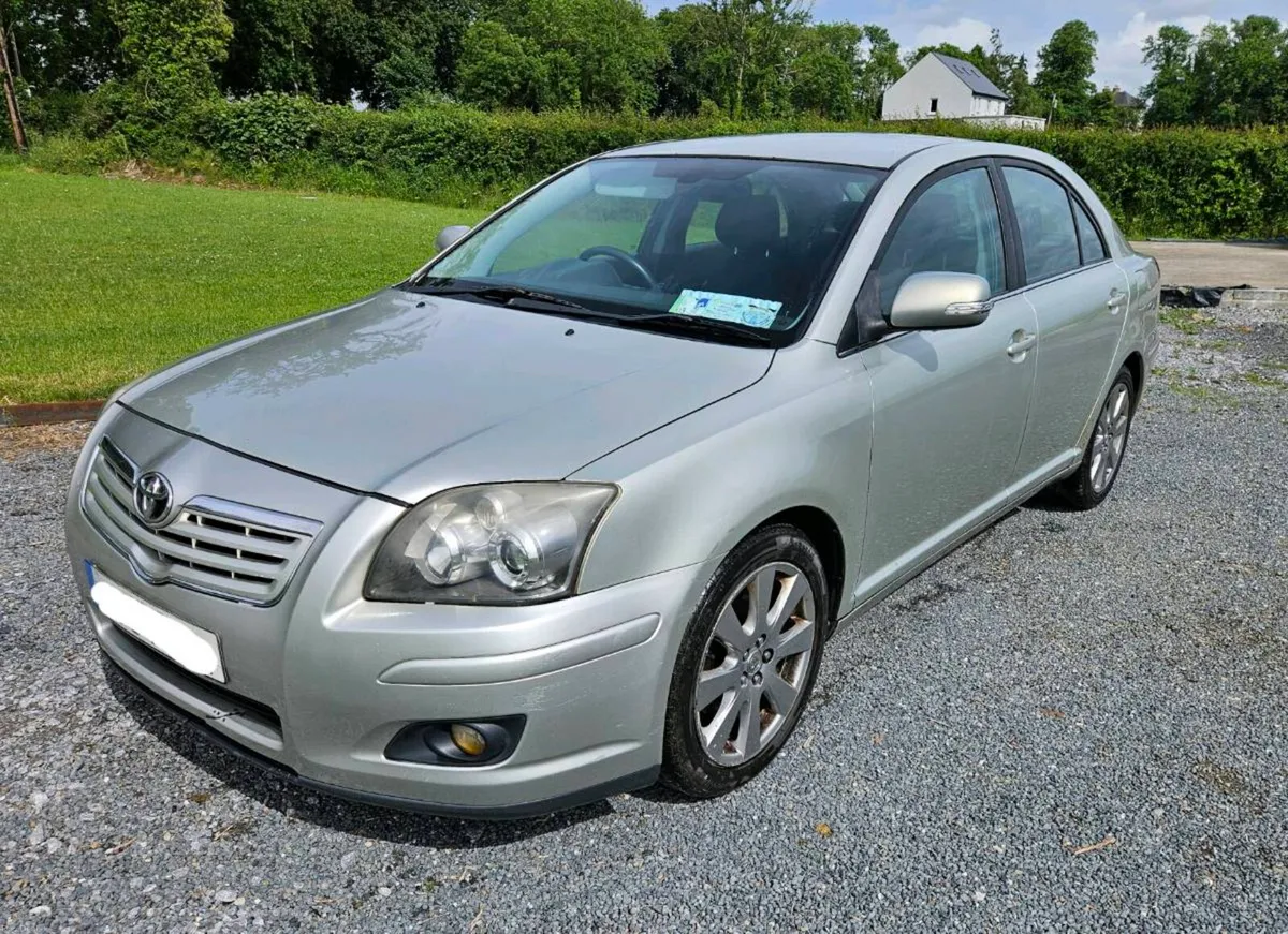 Toyota Avenvis - Image 1