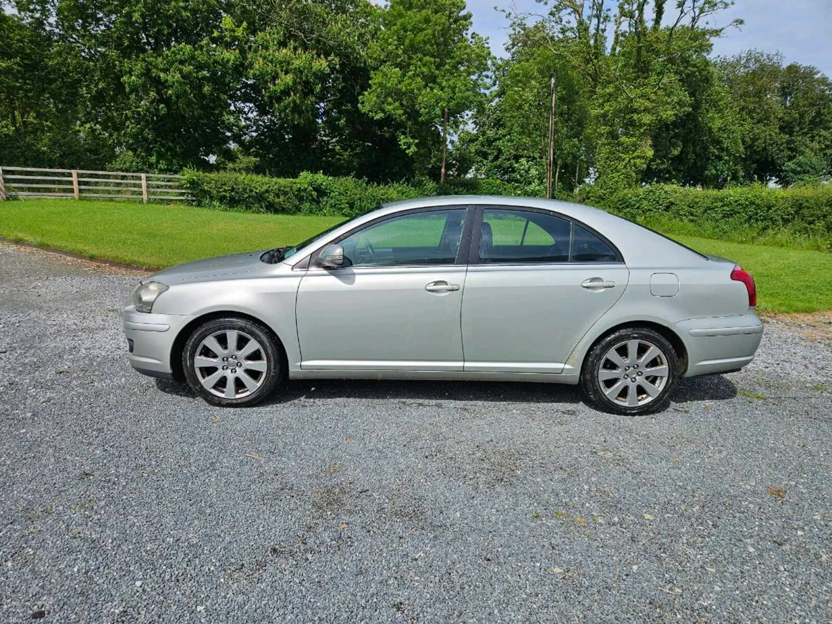 Toyota Avenvis - Image 3