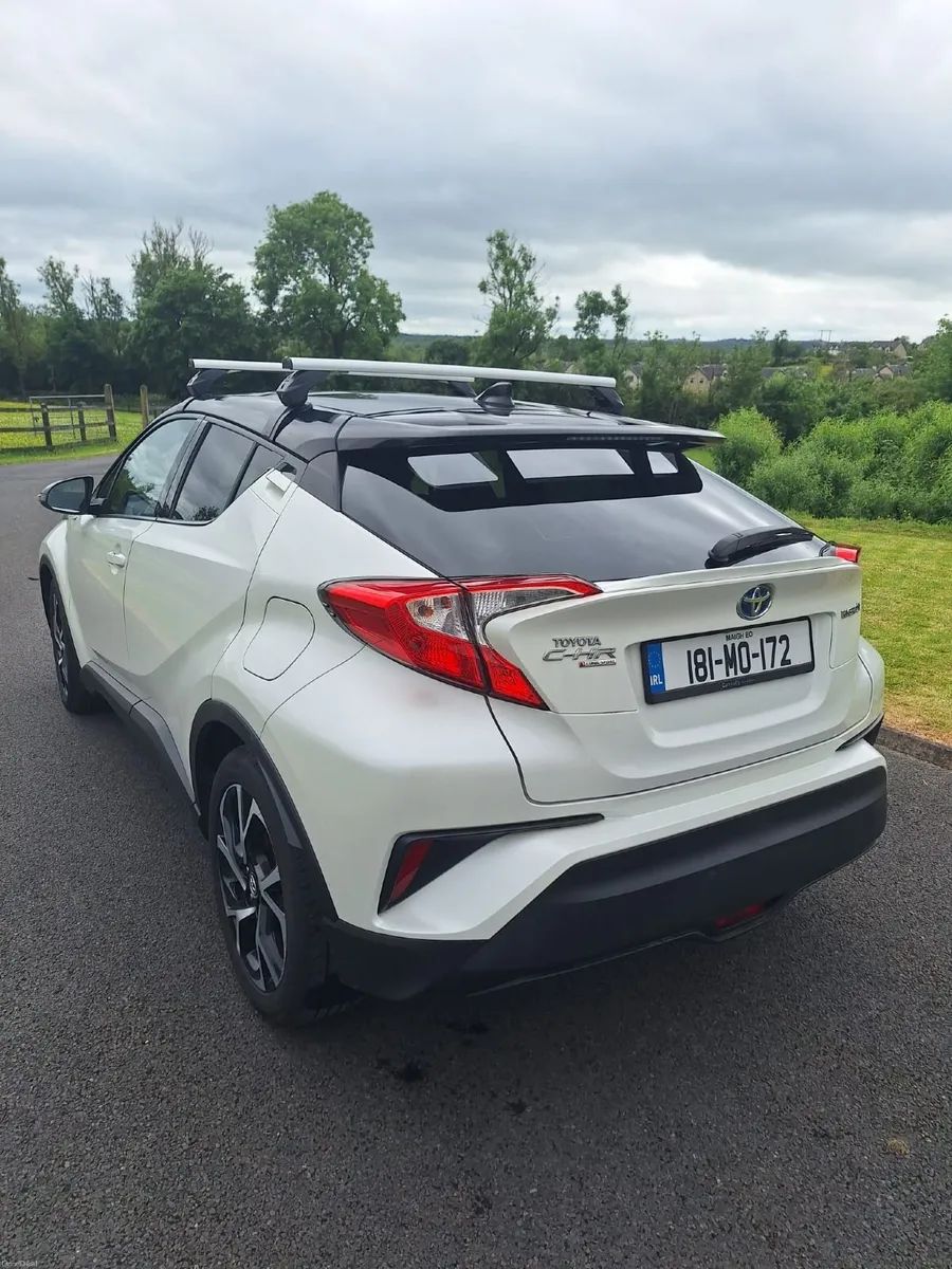 Toyota C-HR HYBRID LUNA SPORT - Image 3