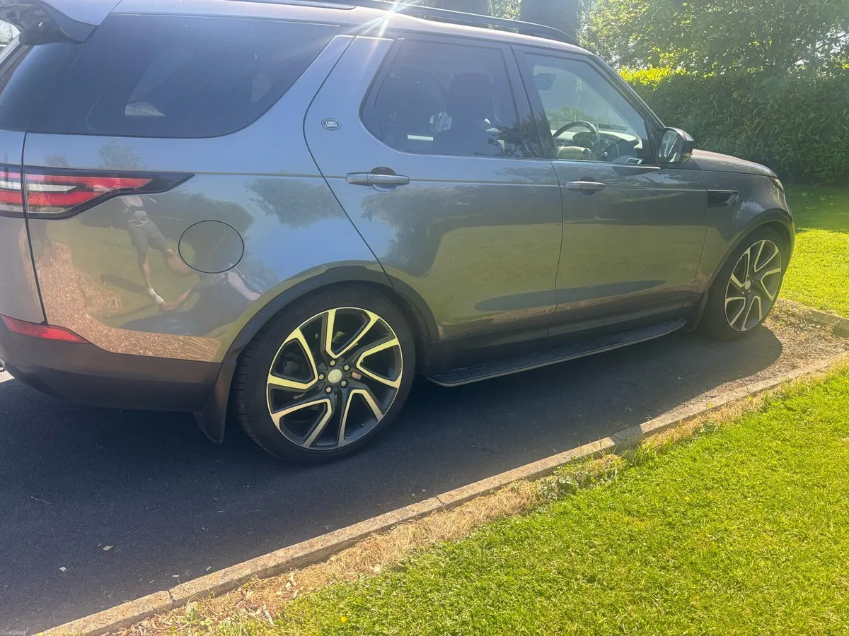 Land Rover discovery - Image 2