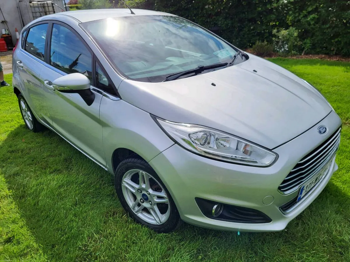 Car - Image 2