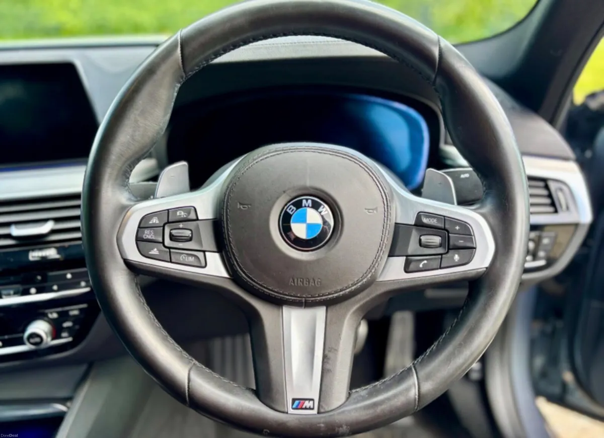 2018 (182) BMW 530e Petrol Hybrid - Image 3