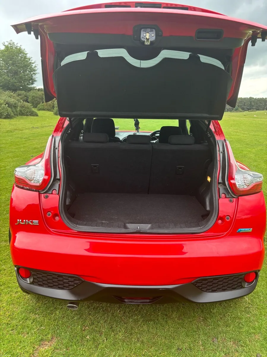 Car - Image 3