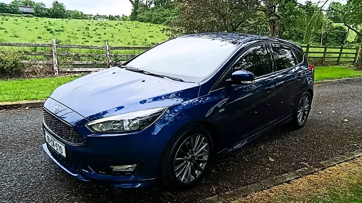 2018 Ford Focus Stline Diesel - Image 2