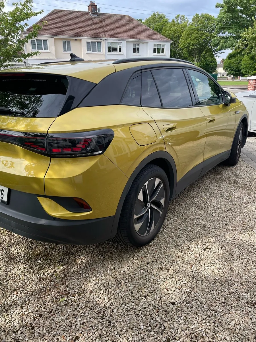 Volkswagen ID.4 Family Pro Long Range - Image 1