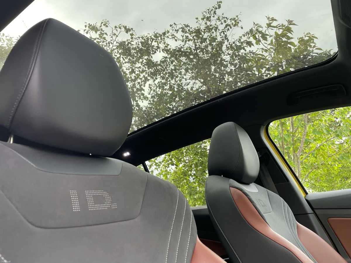 Volkswagen ID.4 Family Pro Long Range - Image 3