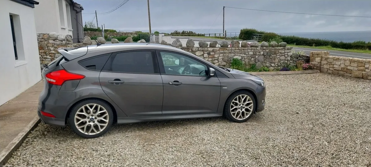 Ford Focus 2018 - Image 1