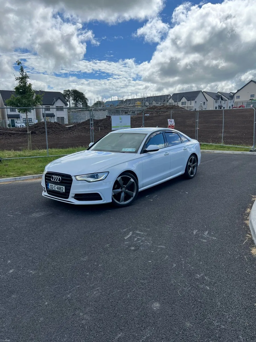 Audi A6 s line black edition low mileage - Image 2