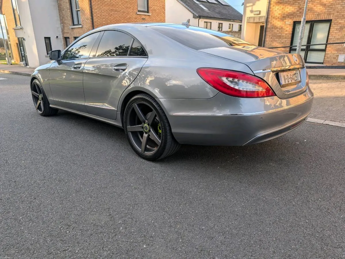Mercedes-Benz CLS 2011 - Image 3