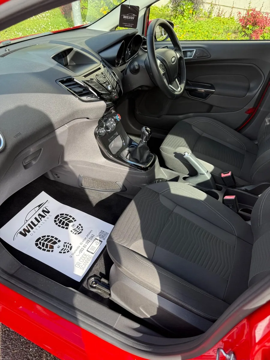 Ford Fiesta 2015 - Image 5