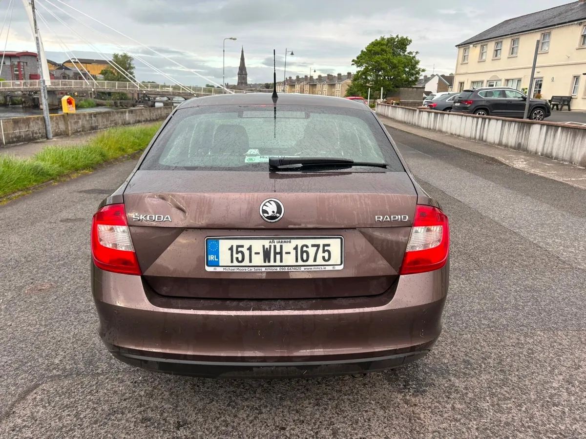 2015 Skoda Rapid 1.6 Diesel NCT 11/26 TAX 07/26 - Image 2