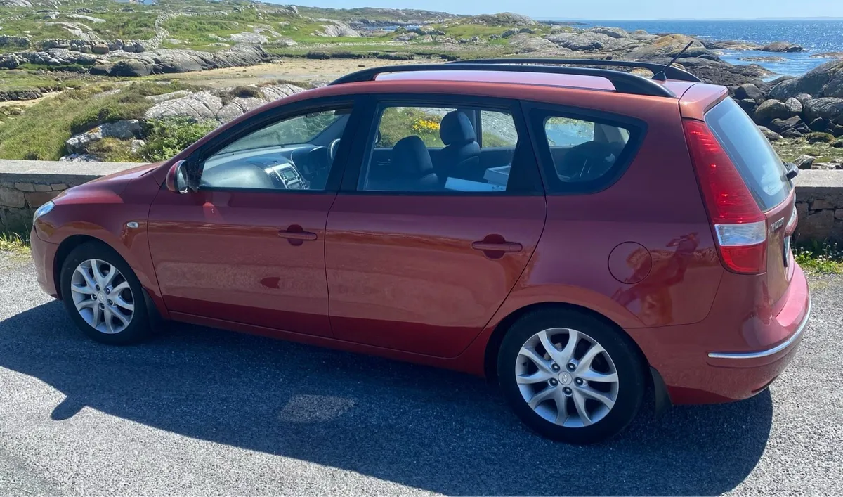 Hyundai i30 - Image 2