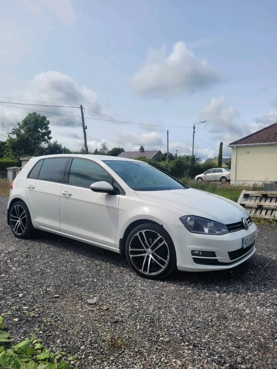 VW GOLF - Image 2