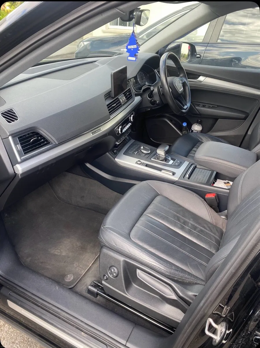 Audi Q5 - Image 5