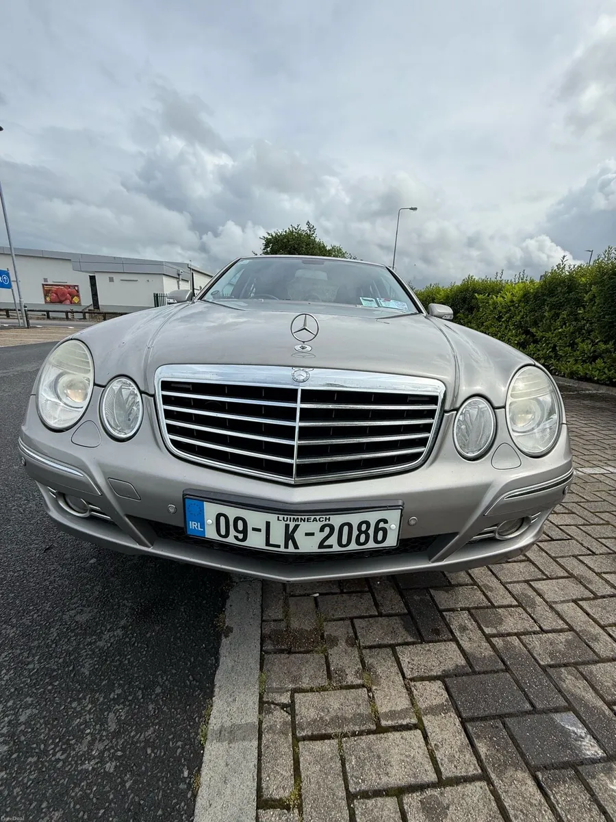 2009 Mercedes-Benz E220 Automatic-Avantgarde - Image 1