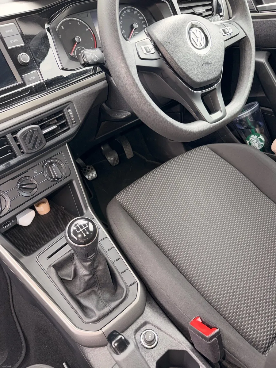Car - Image 4