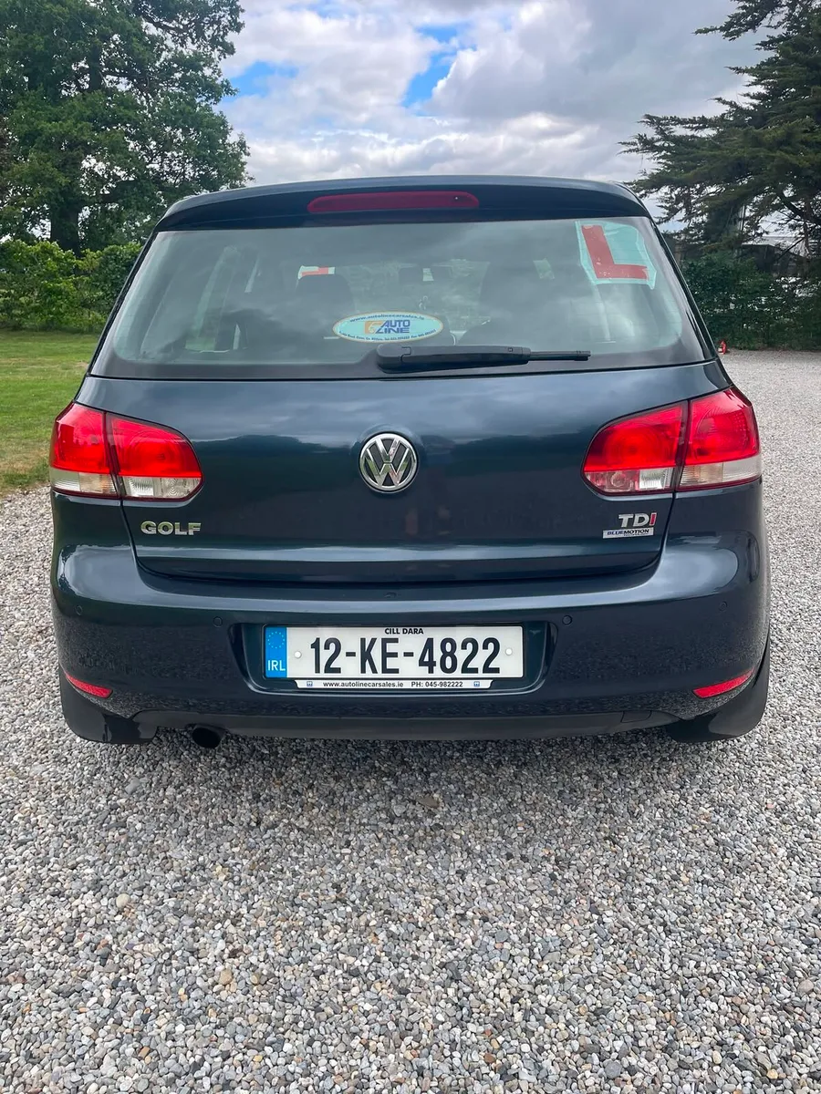 2012 Volkswagen Golf - Image 4