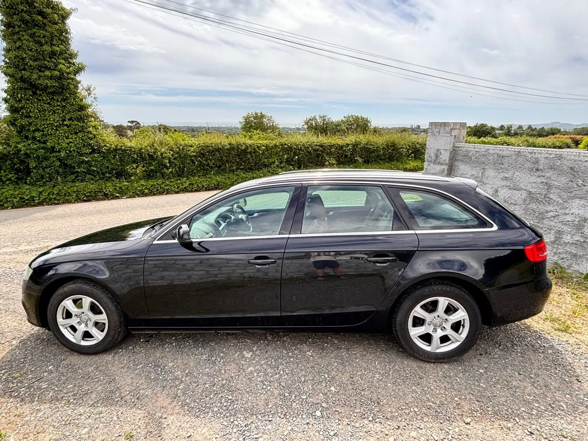 Audi A4 Estate - Image 3