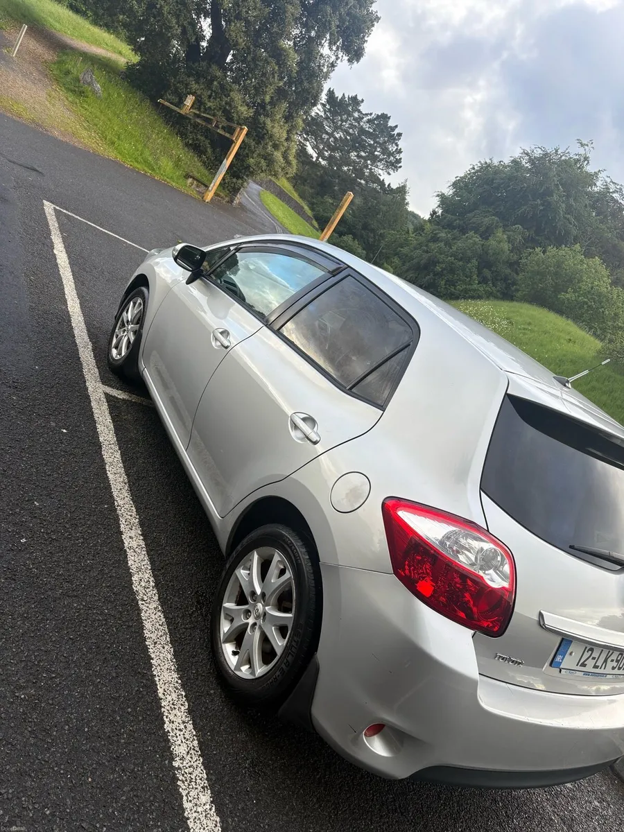 Toyota auris sport. 1.4 diesel - Image 2