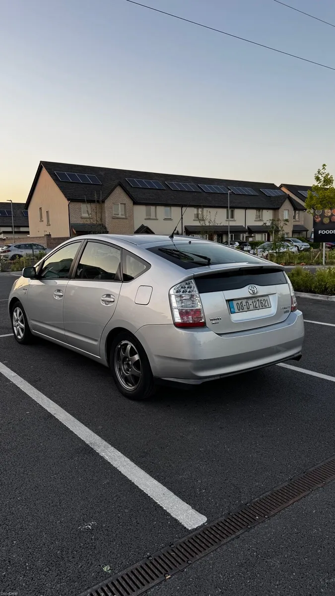 Toyota Prius 1.5 T Spirit Hybrid Automatic - Image 3