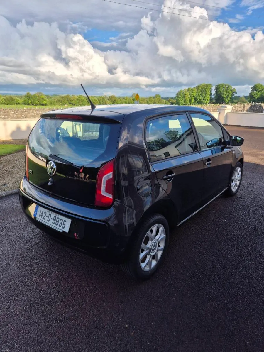 Volkswagen up - Image 4