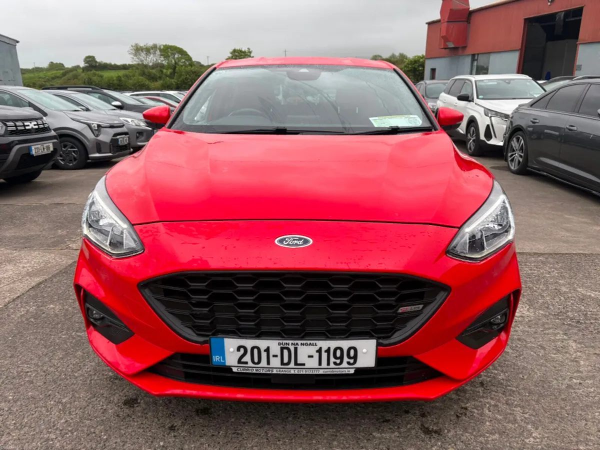 Ford Focus ST-LINE 5DR 1.5 TD 120 S6.2 M6 4DR - Image 2