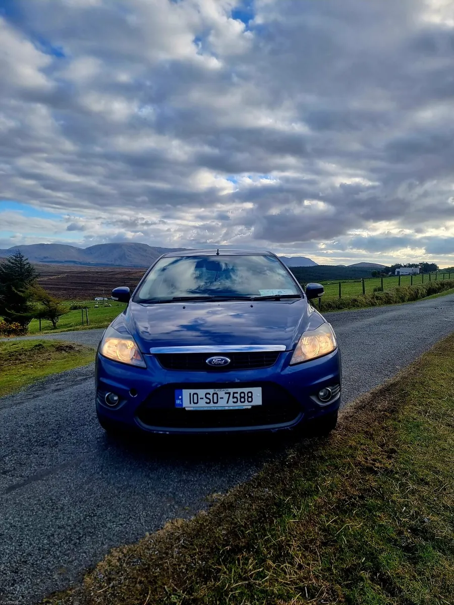 Ford Focus 1.6 2010 - Image 1