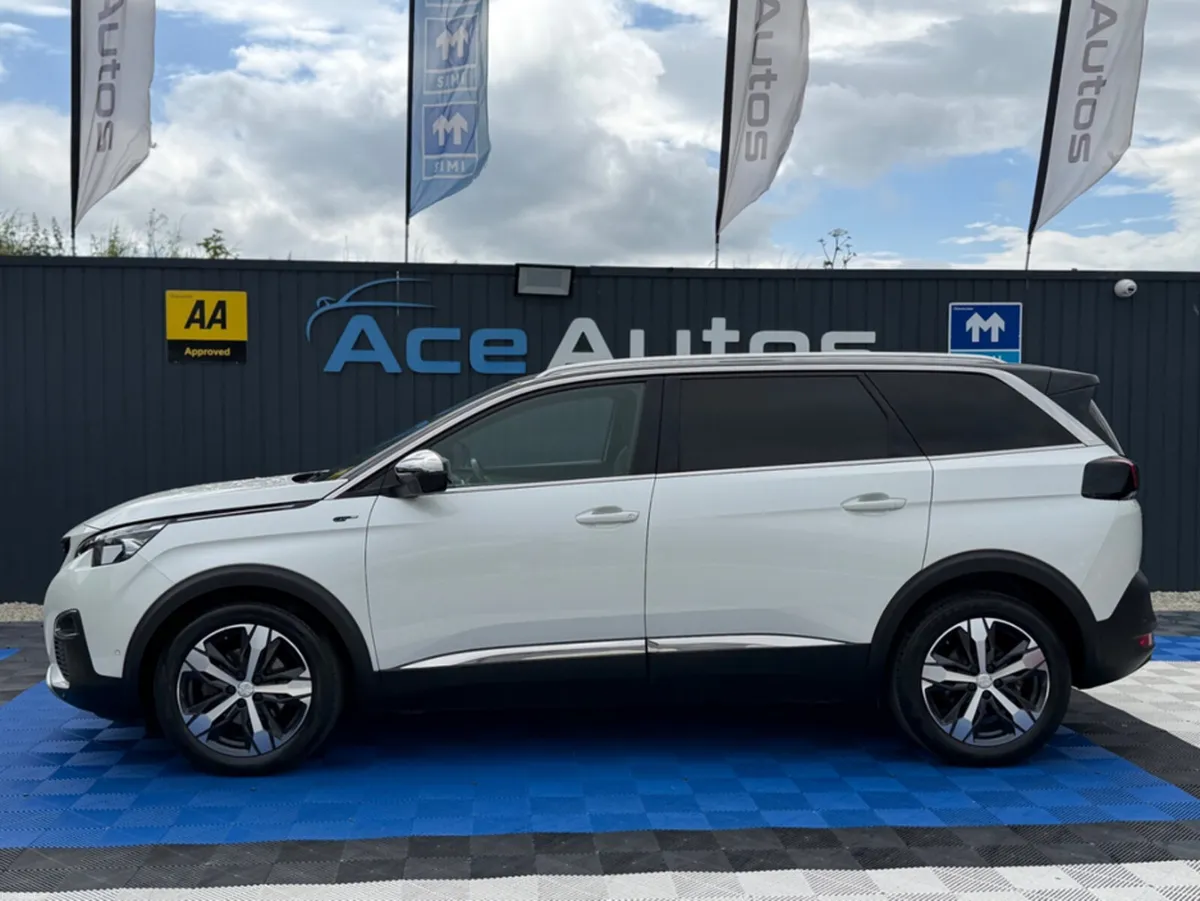 Peugeot 5008 GT PREMIUM - 2.0L DIESEL - 7 SEATS - - Image 4