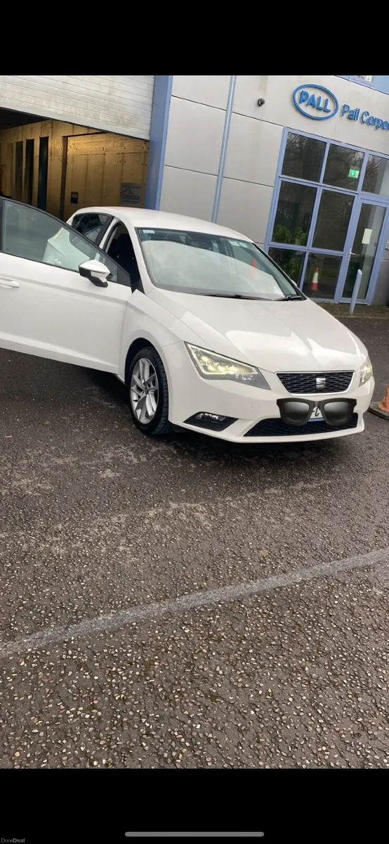 SEAT Leon 2015 - Image 2