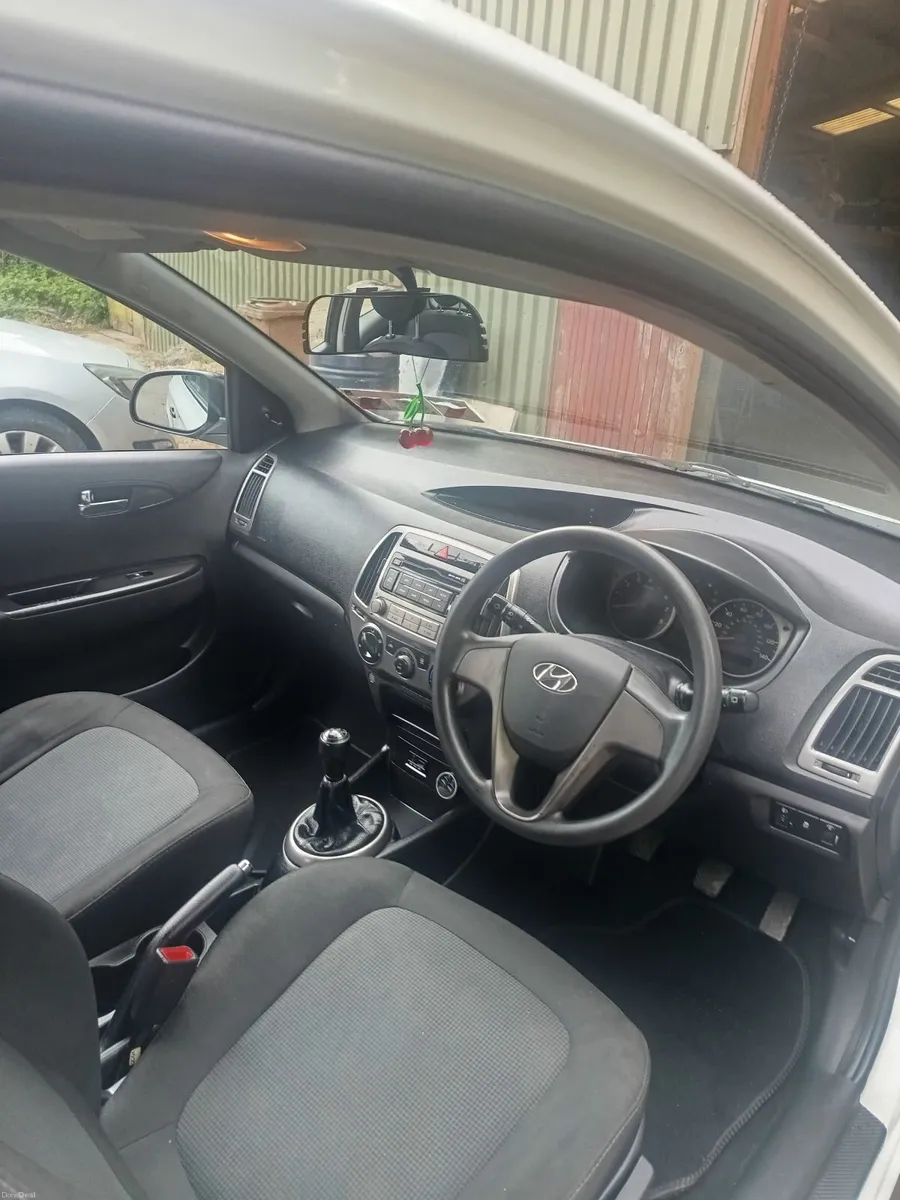 Hyundai i20 2013 - Image 5
