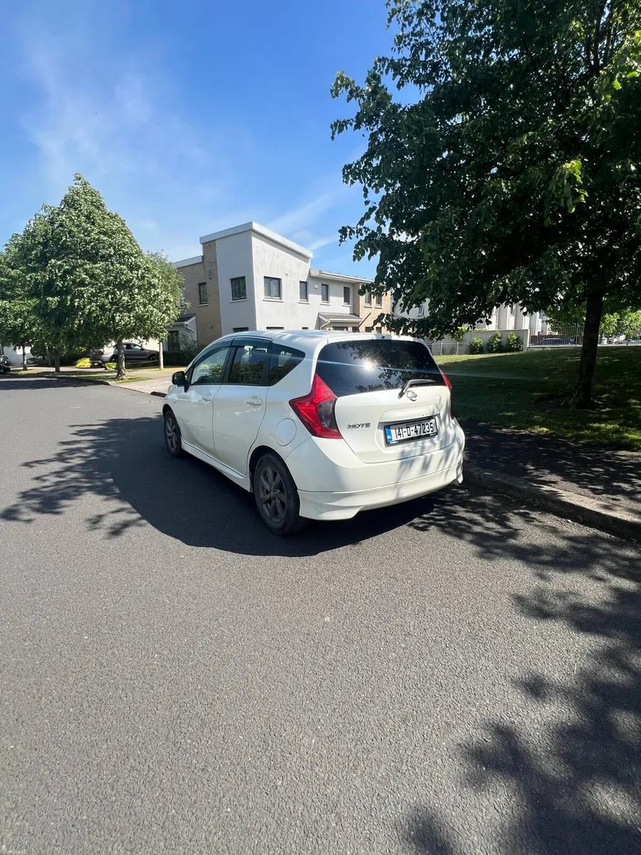 Nissan Note 2014 automatic - Image 1